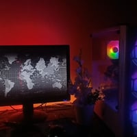 Pc  Ryzen 5 3600  Amd gx580 16 g Ram ddr 4 SSD 512 GB Ups قدرة نص ساعة...