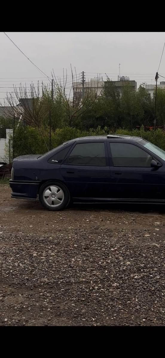 ‏vectra 1992 
فيكترا موديل ١٩٩٢ كامل كرايته ١٩٩٥ 
فول فول ده سكارى نمونه له جوانى  ده بل ايرباگ  مه كينه سه نى ته بريد له سلؤرى پيكه  ٢٠٠ هه زار خرامه له سه ره 
ته قه و رقه به شه ر ت گير مه كينه به شه رت برانه وه وه رگه ران په نجه مور هه موو شتى به شه رته ناو غورفه ى له ده رى جوانتره ماشالله 
‏***********    سحرى ٤٨ ورقه ماشالله له مالى هه موو لايه ك أربيل, العراق
