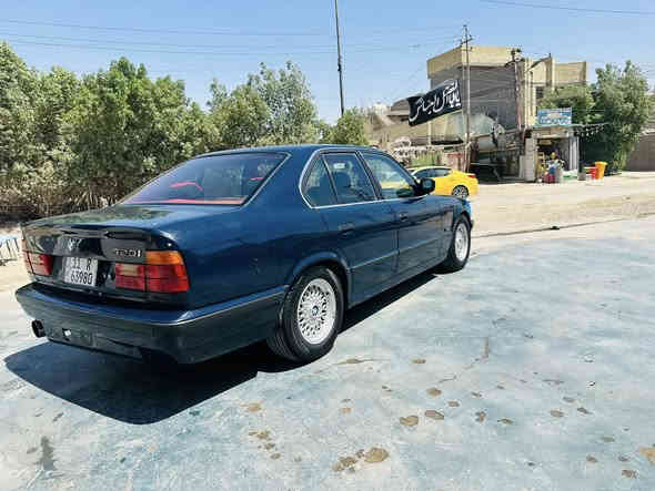 سلام عليكم BMW  سياره حلوا ونضيفه مكفوله من ضربه ماعده البنيد طخه وبعدني مصابغه مكفوله من الخياس وكلشي سياره محوره مكينه ففتي خير من الله تبريد ثلج ومعدل ولا صرف وين متريد اطيك تراي تخم تاير جديد وصدر جديد كامله سعر 50 وبيها مجال*********** كير اوتو سياره بسمي رقم بغداد
مكان السياره بغداد مدينه الصدر
ملاحضه البنيد بدلته 🛑
