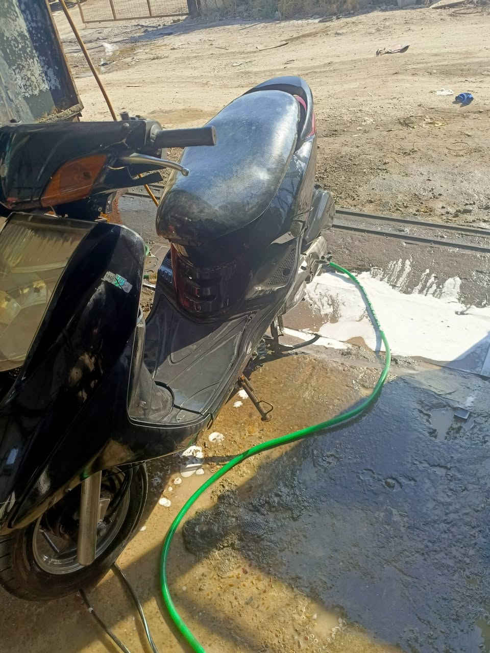 سلام عليكم بريز كفالة عامه دراجه خرسه بشكل نضيفه بغداد شعب سعر 650بيه مجال ***********
