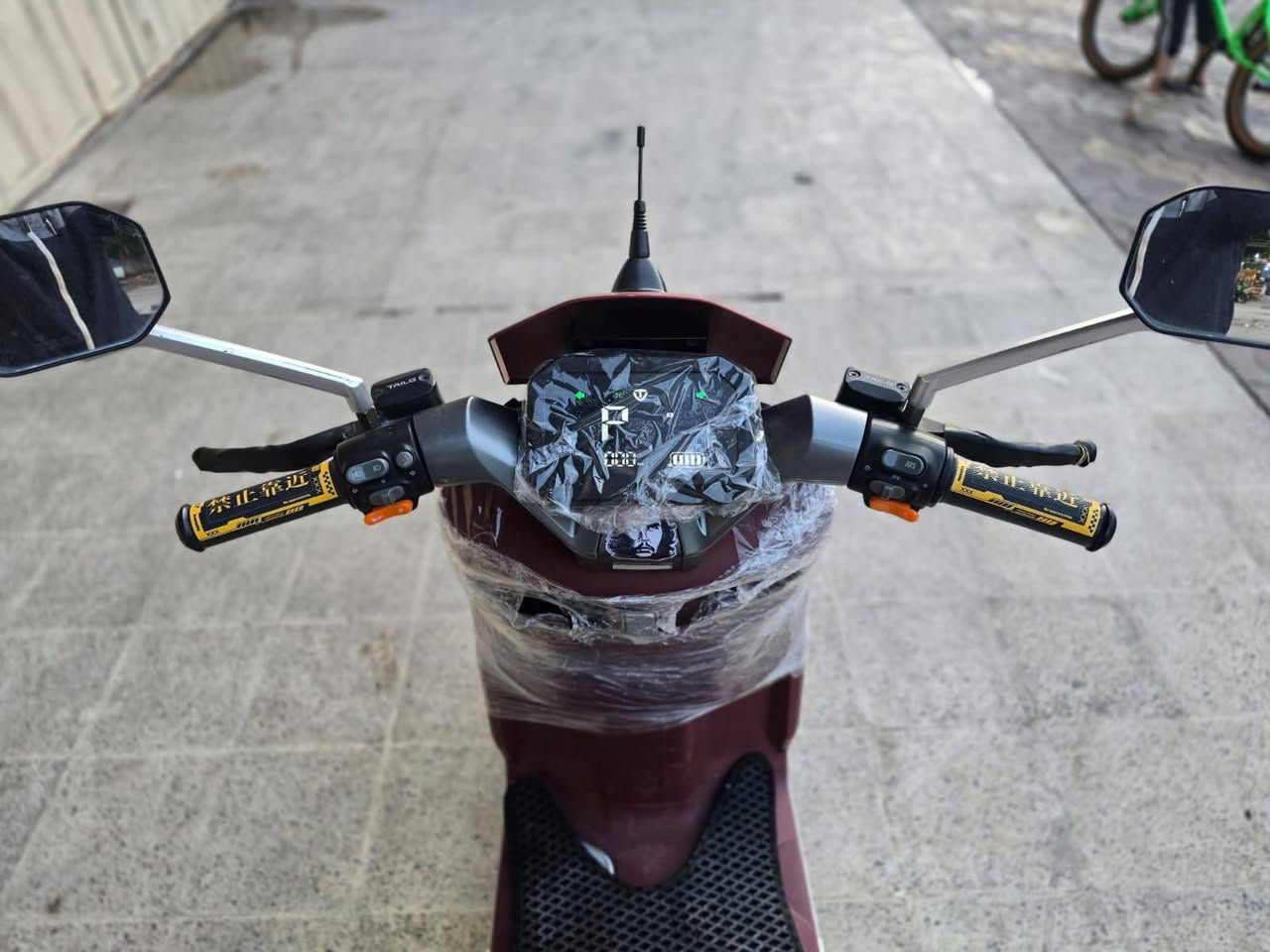 السلام عليكم دراجه وحش الكون شركة الريان بحاله الوكالة vip كلش جديدة مابيهه اي نقص رقمي للتواصل ***********
