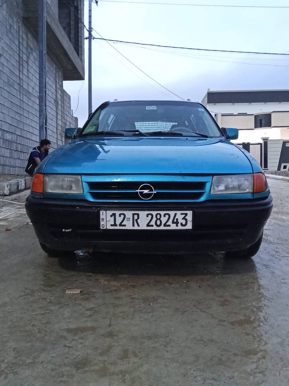 أوبل استرا ستيشن حجم 16 بسمي شرط الوكاله والتحويل بيها اثر بخار سنويه وهزه جديد اربع تواير جدد سياره نضيفه مال جناي بدون صبغ بس السقف مطوز اثر تقحيل سياره حلوه ونضيفه   للاستفسار ***********
