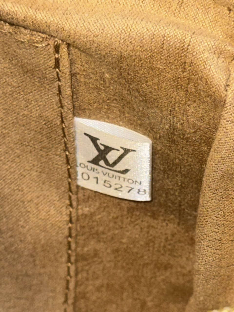 لويس فيتون  بيهة ختم وكود
قيم واخذ


**إذا كنت صاحب هذا الإعلان وتريد حذفه لأي سبب، رجاءا أرسل رسالة إلى الدعم الفني**