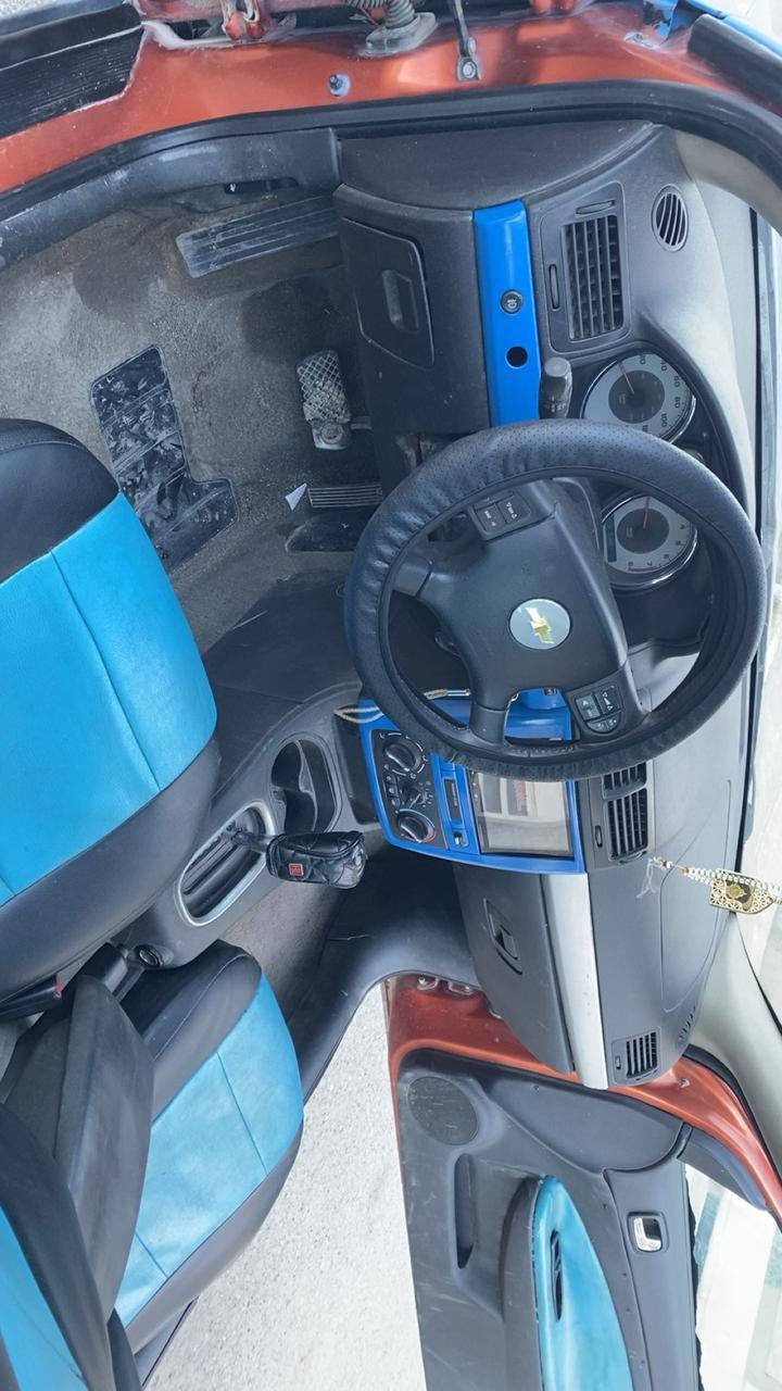 شوف ليت كوبلت بسمي محرك وكير اوتو وتبريد مكفولات موديل2006 السعر 43 وبيه مجال مكان بغداد البياع ***********
