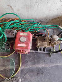 مظخه غسل اصليه وشغاله جاهزه للبيع وياهة صوتين وحده ١٥ م الثانيه ٢٥متر ...