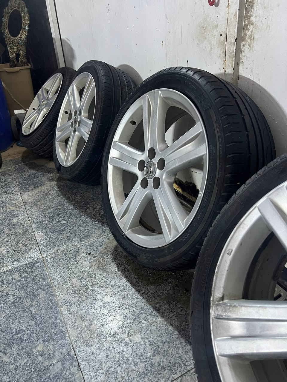 تخم ويل كاب سبورت رياضي مع تخم تاير نضيف مع سبير ب٢٠٠ الف مكان كربلاء طويريج ***********
