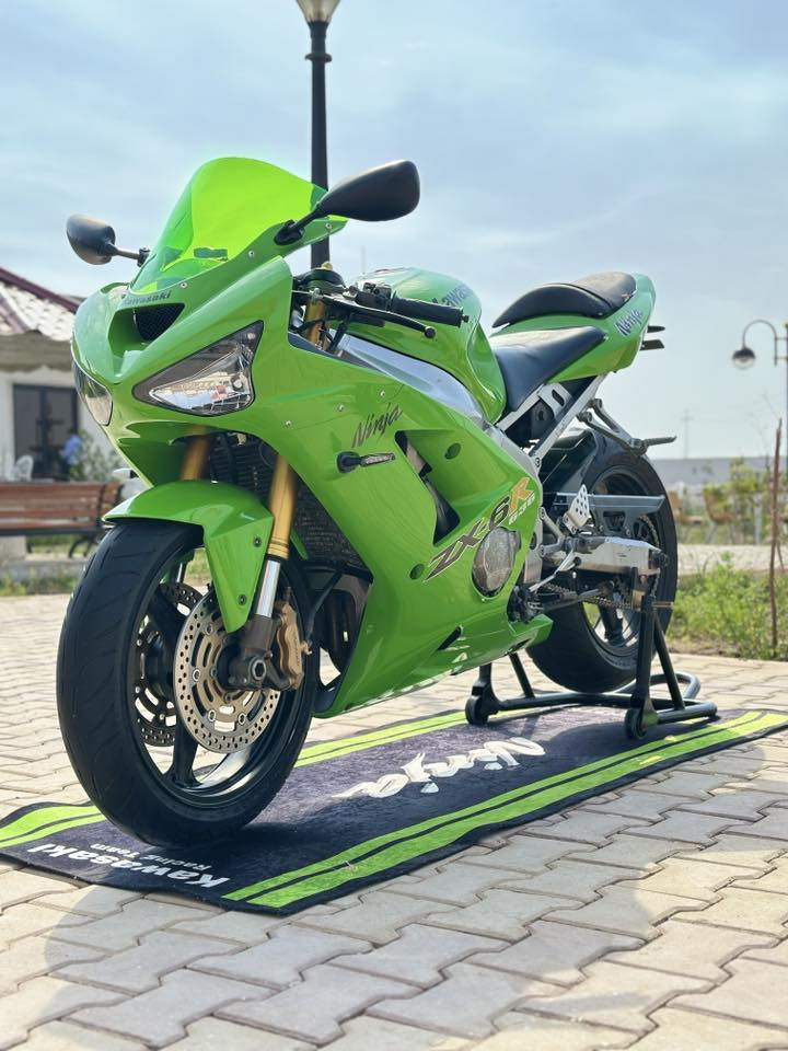 اللهم صلي على محمد وآل محمد
كاوسكي 2004 636cc
مكينه مكفوله من فتح ومن بيرن ومن بكن
دراجه عباره عن لوحه فنيه 
جامه رياضيه مميزه
اشاير رياضي 
تايرات جدد
حته المرايات البلاديات مال الشركه
مكاني واسط العزيزية
متواجد خاص او واتساب
رقمي ***********
