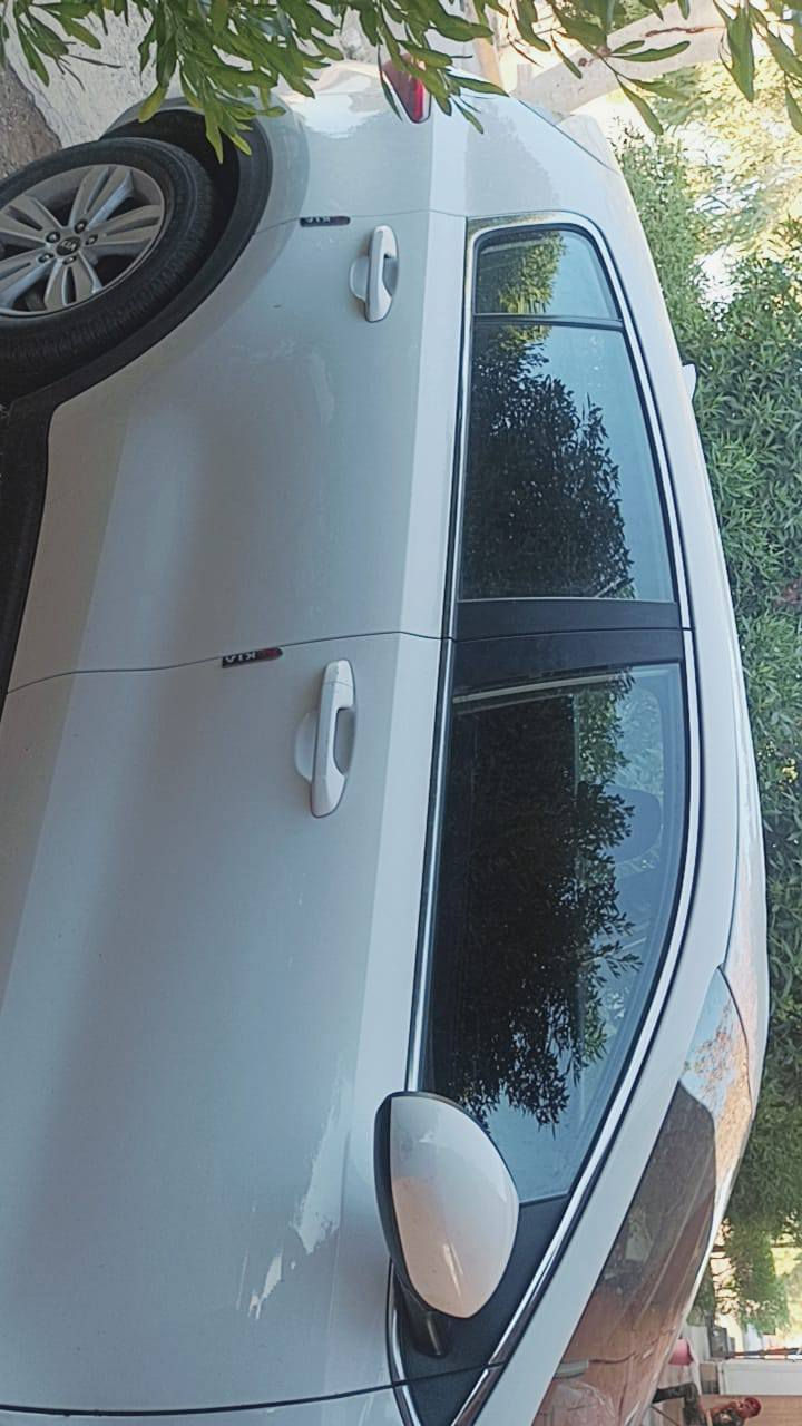 سلام عليكم سياره سبورتج موديل 2018 مبدل بس دعاميه السياره نضيفه ماشيه فقط 71 الف ومن الدوام للبيت ما طالعه هواي السعر 165 للاستفسار ***********
