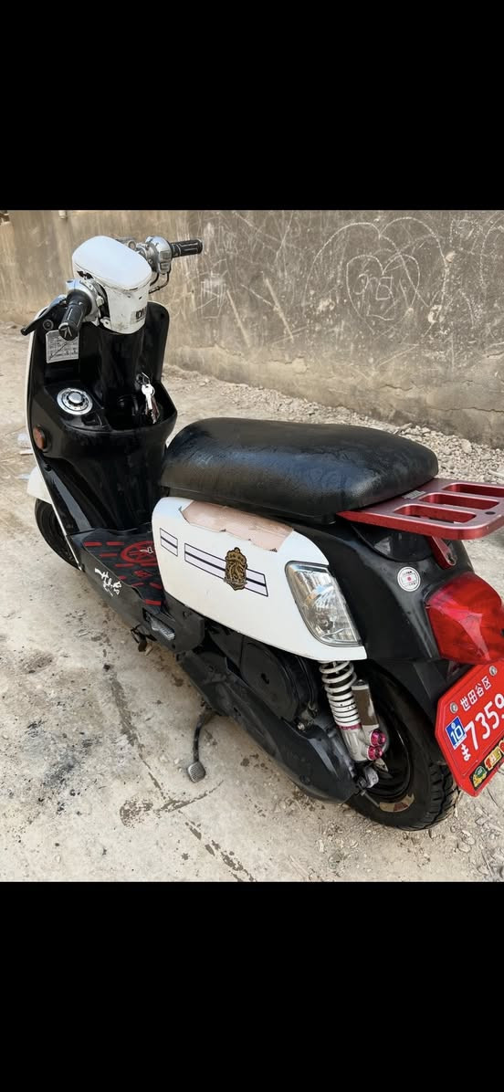 ماكس بوليس بسعر مناسب 😍
ماكس بوليس نوزل بوشه 49 دراجه نضيفه مال جناي 

دراجه اخذته جانت 55 تجاري و رجعته بلادي غراض من مجمع ياماها اصلي مال حاويه بشرط تفتح ع راحتك و شوف ياله تاخذه ،' مسويله ادامه من كلشي تاخذه متصرف عليه ابد ، بيه فقط شاشه محتركه وتصليحه يم عمار ب مسيب + كفرات نضافه 80‎%

السعر 600 وبي مجال للشراي يجي ويفحص ويقتنع

ميرجع اله وهوه راضي 💐

كربلاء / كنطرة سلام ( مقابل مجموعه وارث للبناء )

***********
