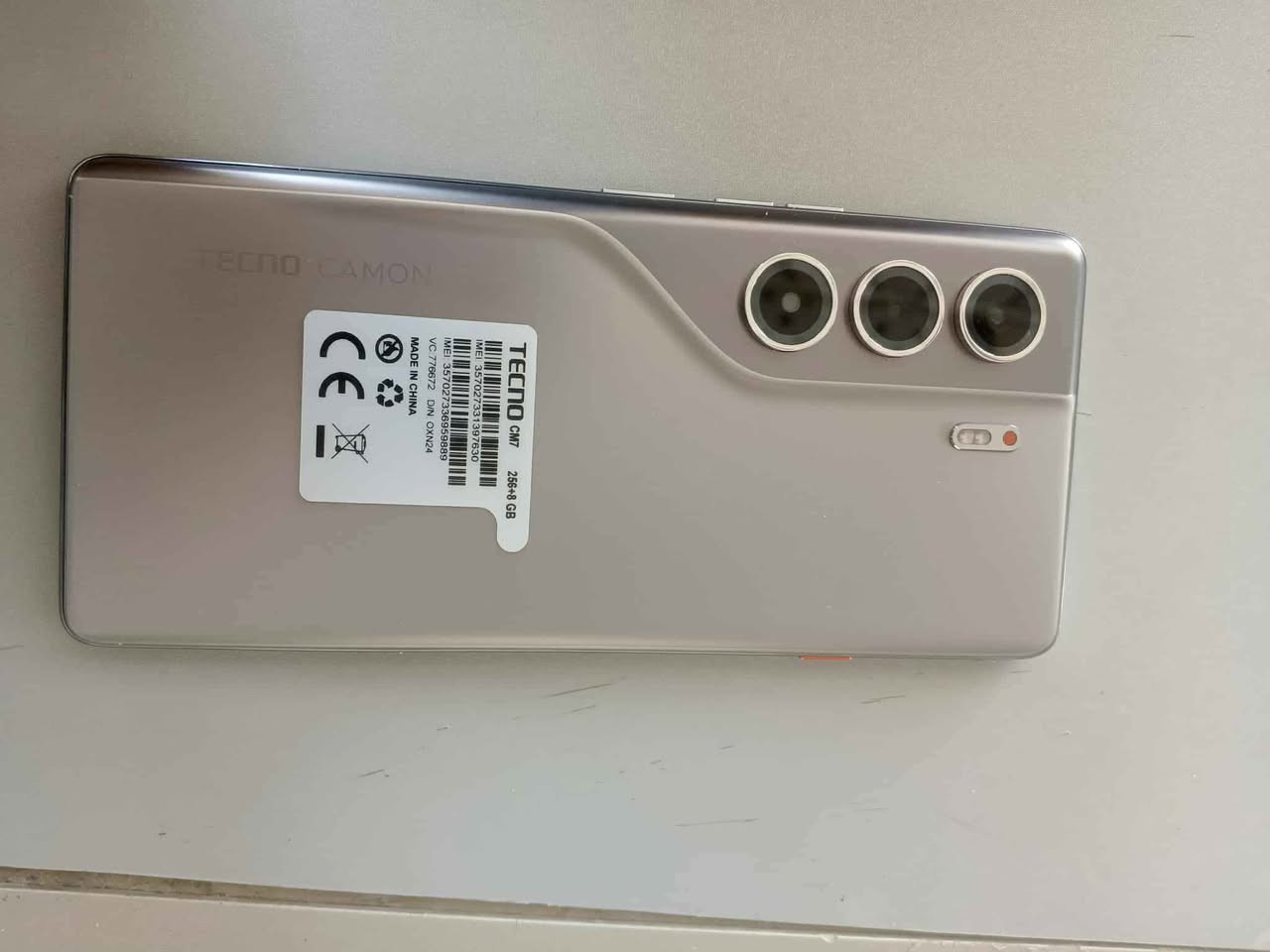 تيكنو كامون ٤٠ برو فايف جي
اخو الجديد استعمال قليل
غراضة كاملة كارتونة وشاحنة 
ب ٢٦٠ مكاني ديوانة حي الزيتون ديوانية, القادسية


**إذا كنت صاحب هذا الإعلان وتريد حذفه لأي سبب، رجاءا أرسل رسالة إلى الدعم الفني**