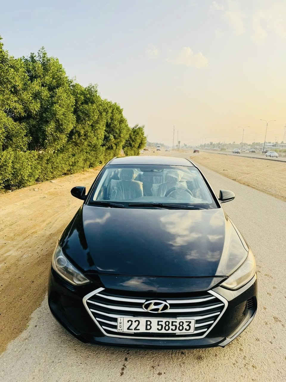 سلام عليكم النترا لبيع موديل 2018 أمريكي السياره حادثه بس بنيد  كير ومكينه مكفول رقم أربيل  ماشيه 107 ميل بسمي مكان بغداد المحموديه السعر خاص الرقم ***********
