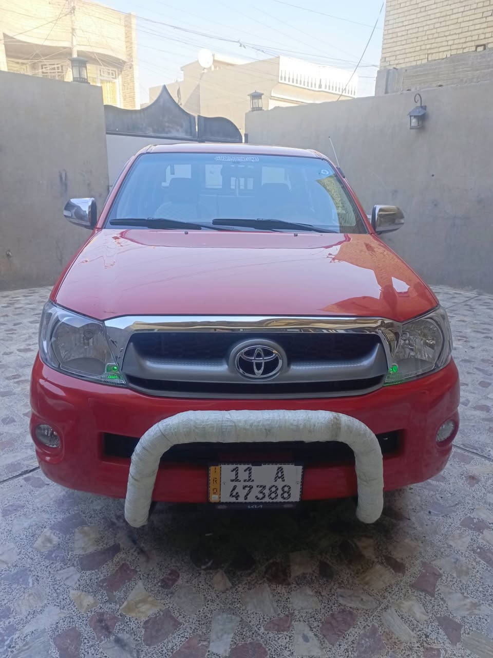 سلام عليكم للبيع بيكم تيوته 2010 كويتي رقم *********** .. مكاني بغداد.  ***********
