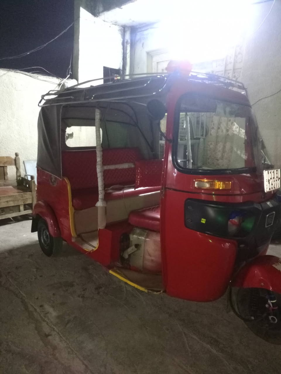 سلام عليكم تكتك للبيع موديل 17شهر 12 بسمي تحويل ثاني يوم مرقمه خير من الله لون احمر العنوان بغداد السياحي مقابل بانزين خانه الزلال الاستفسار*********** صبغ عام دوس معمره
