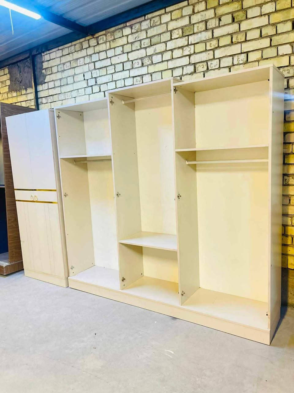 غرفه ترڪي مستخدم 
مديل حديث 🇹🇷
10قطع 
جربايه مخزن 🛌
شازلون مخزن 💢
نضافه 95\💯
نضام ابواب 💢
السعر 700💸
مع شد🪛 ونقل 🚚  مجاني  داخل بغداد  محافظات بكروه


**إذا كنت صاحب هذا الإعلان وتريد حذفه لأي سبب، رجاءا أرسل رسالة إلى الدعم الفني**