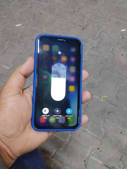 ايفون  11 ذاكره 128 ضهر مفطور وبصمه واكفه باقي كله شغال السعر 140 الف
***********
