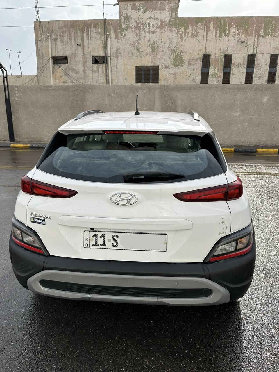 هيونداي كونا 2023 خليجي
ماشيه 20 الف كيلو حقيقي و قابل للزيادة
مكفولة كفالة عامة عدا الشخوط بالبلاستك الموضحة
محرك 2000 دوش
بصمة
كرسي كهرباء 
وضعيات قيادة
فتحة سقف
حساسات امامية خلفية
مرايات شفط
تشغيل عن بعد
تحكم ستيرن
لد نهاري 
اشاير بالمري
تحكم سرعة
سبير ما نازل 
السيارة كله بانزين محسن ، مشايفه العادي
الدهن كله بشركة هيونداي الاولى موتور (النهضة) و الوصولات موجودة
النايلون الموجود بالمقاعد هذا مو اني خاله هذا مال وكالة
رقم بغداد انكليزي جديد 
السيارة بأسمي تحويل ثاني يوم
السعر 185$  و بيها مجال للشراي
بغداد - الحرية
***********
