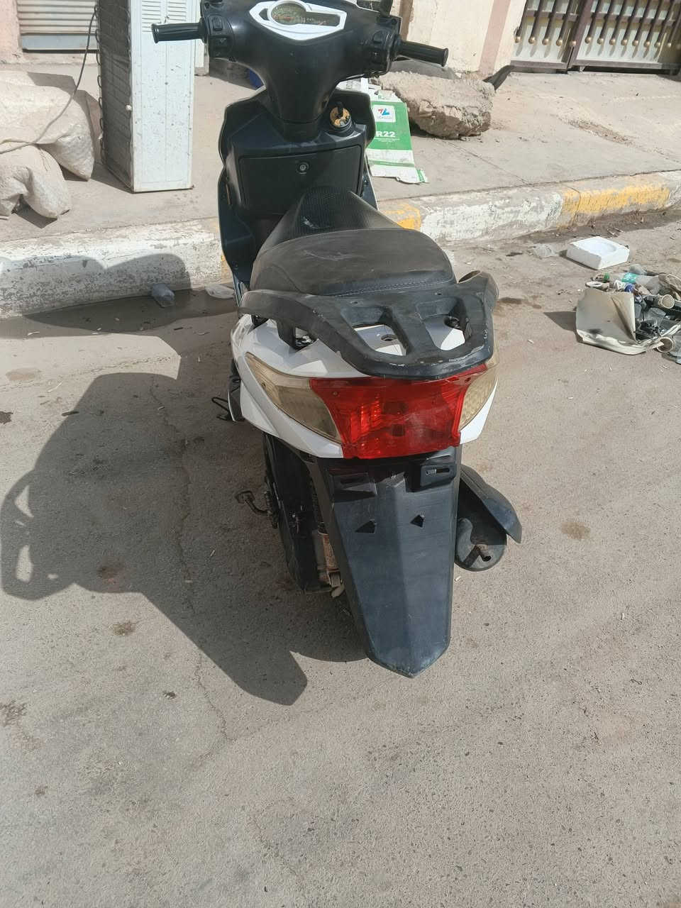 سلام عليكم
سكنز موديل 2024
مكفوله 
مكينه ما مفتوحه
كله شغاله
مكاني سده الهنديه 
سعر 400 الف
***********
