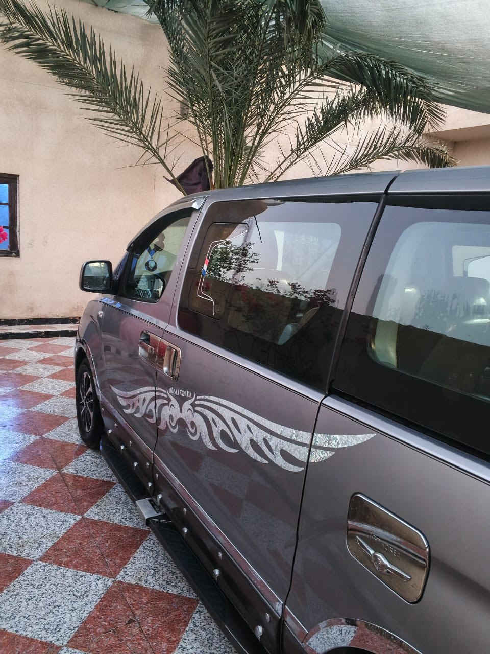 ستاركس دبلو  2016 رقم بصره  سنويه ل28مكينه سبلاين مسكر سياره ويل في ايفي سياره كفاله عامه حداده زيرو تخم تايرات جدد تبريد ثلج دوشمه زيرو +دبل شاشه سياره ربع ماذب عليها مال بيت سياره احله من صوره بعد باقي تفاصيل نتصال ع رقهم مكان بصره سعر235وبيها مجال ***********
