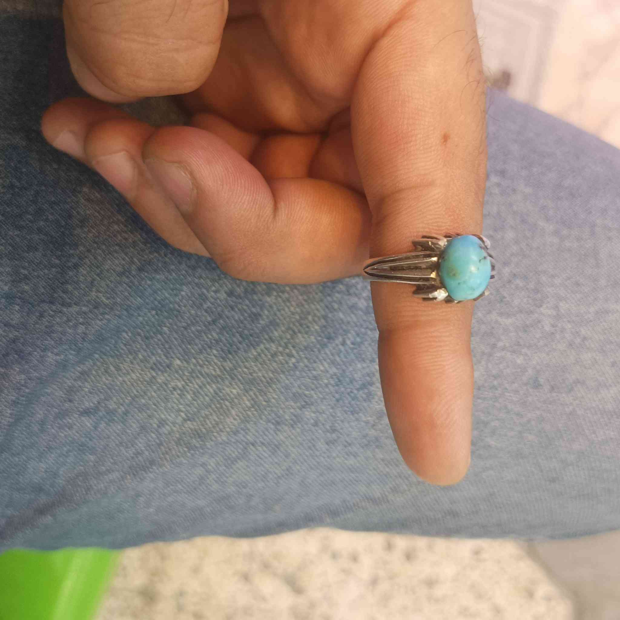 نيشابوري  لبه جميلة  صياغة يدوية 
45 الف 
ناصريه مركز يوجد توصيل


**إذا كنت صاحب هذا الإعلان وتريد حذفه لأي سبب، رجاءا أرسل رسالة إلى الدعم الفني**