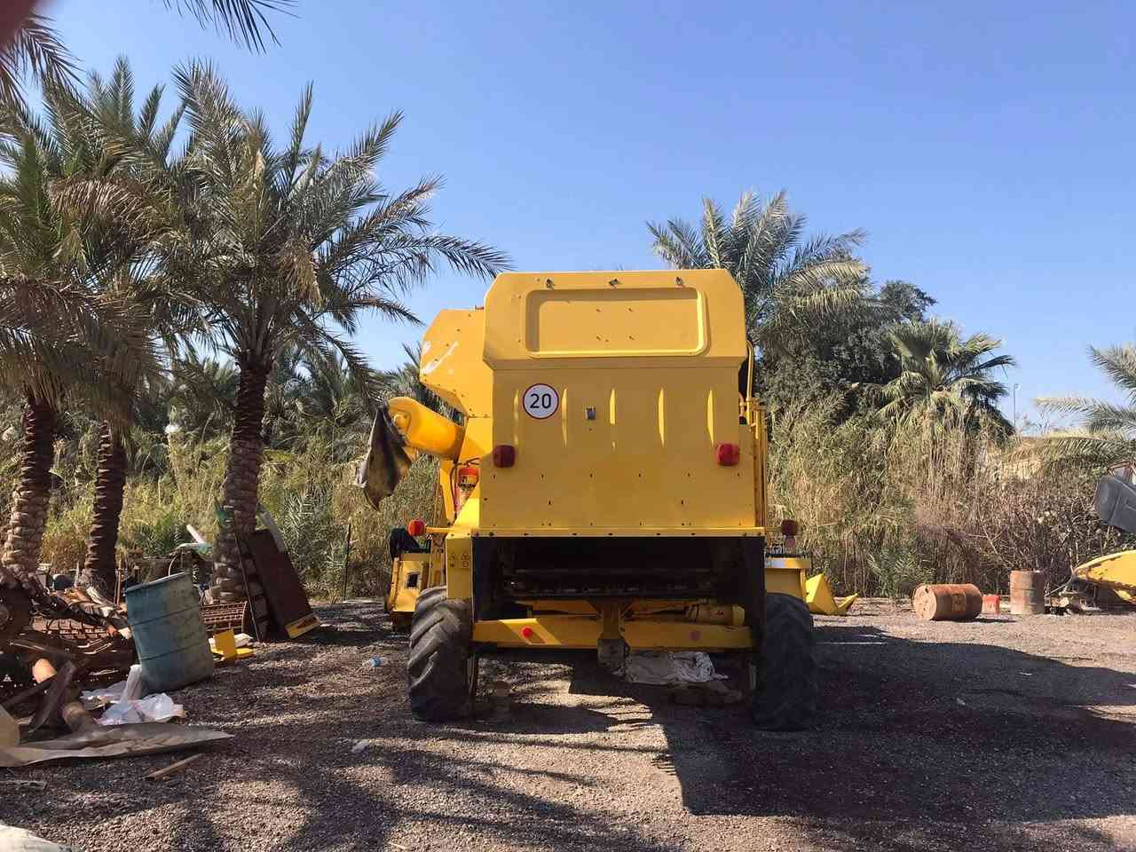 للبيع 2006 فول مواصفات  دبل درام5 بلم طبله 17 قلاب هايدرو بم و نوزل غربيل كهربائي تاير 32للتصال ***********/
***********
