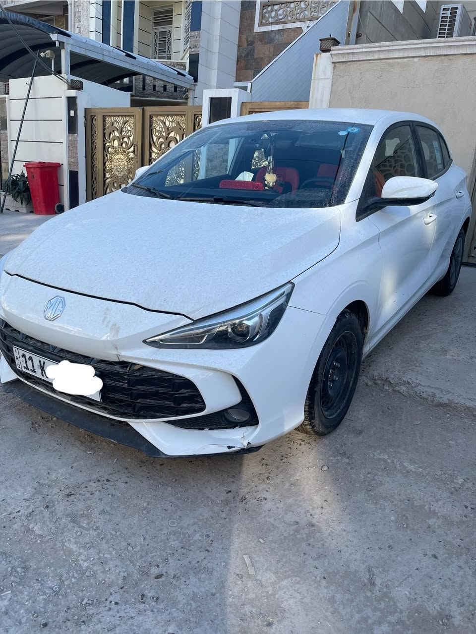 شباب للبيع ماشيه 4الف باسمي سعرها 110
***********
سياره كلشي مابيها ماعدا هاي الي بلدعاميه
