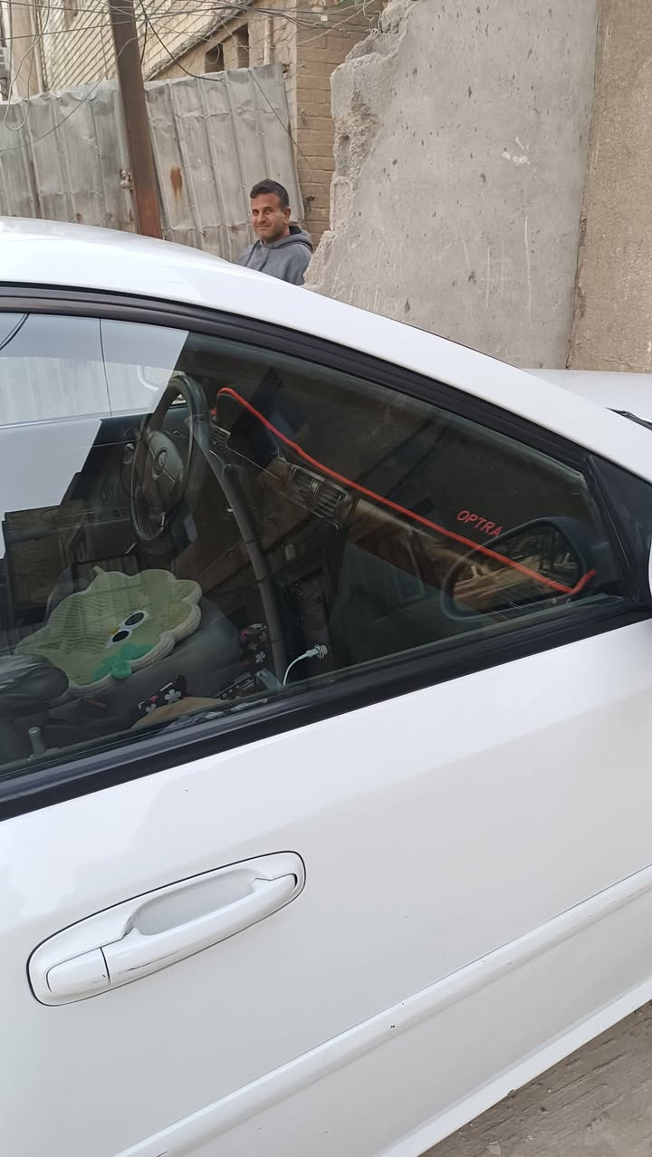 السلام عليكم اخواني بسبب الوعود الكاذبه اعيد النشر 
اوبترا ٢٠١٣ سياره مكفوله رقم سليمانيه انكليزي 
مداور ثاني يوم سنويه الحد ٢٠٣٠ 
حداديه جديده تخم تاير تبريد 
شاشه وكرامرا خلفي دوشمه جديده والسياره نظيفه ويم ميجعبك اترايك متصرف الف عليه عليها 
حتى الفلنجات جدد دسكات امامي وخلفي جديد وكاله 
مابيها لا صبغ ولا ضربه ماعدا بارد بكد شبر بالجاملغ الامامي الايمن 

هذا رقمي الي تعجبه يتفضل  ***********
