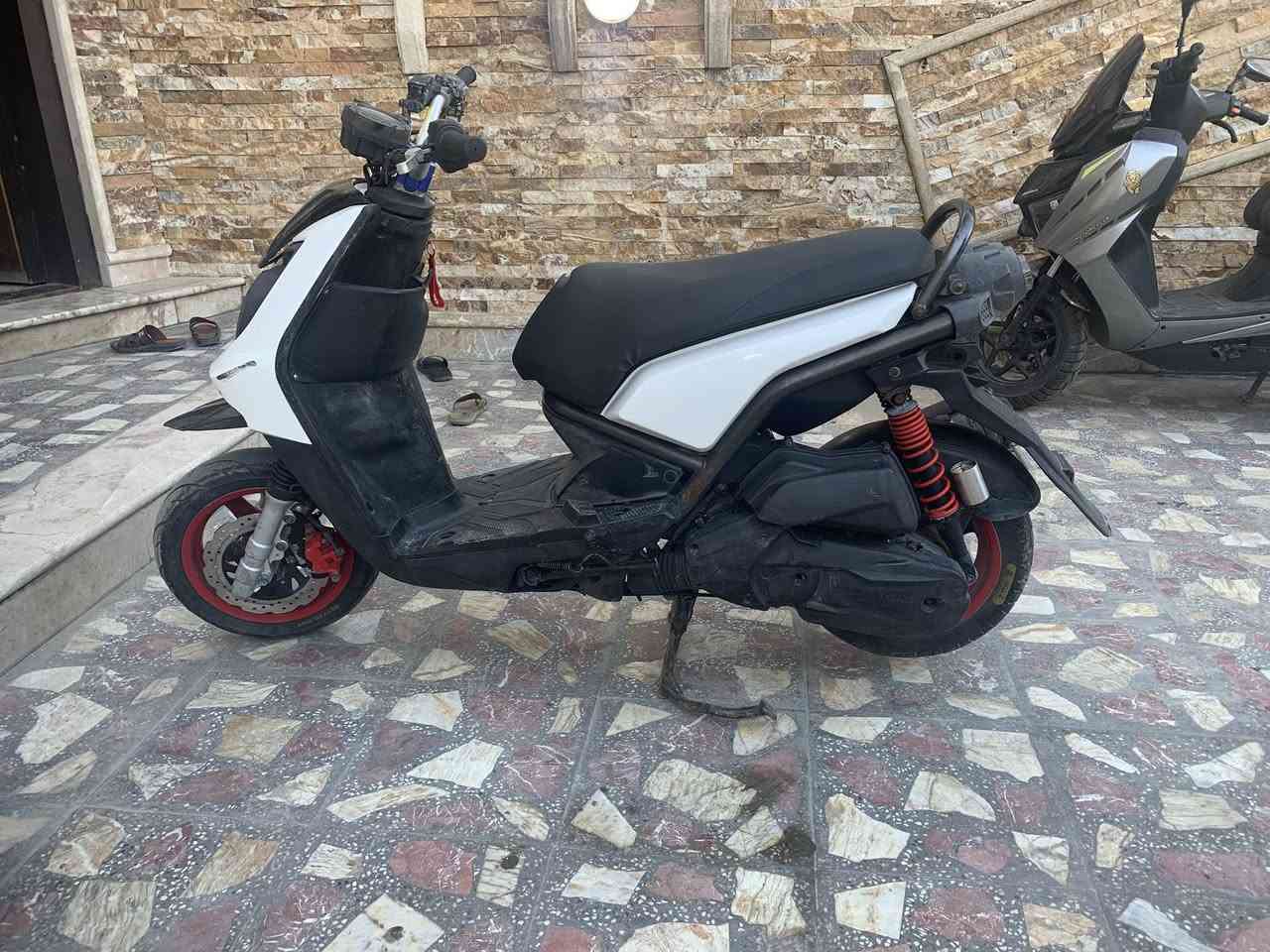 سلام عليكم سكنس جبلي للبيع كامله من كلشي 
السعر مليون ١٠٠ المكان بغداد رقم ***********
