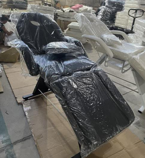 ✨ وصل جديد — كــاوج طبي احترافي ✨

✔️ مناسب للعيادات (تجميل – جلدية – نسائية – عناية)
✔️ قابل للتعديل (الظهر + الرجلين) لراحة المراجعين
✔️ هيكل قوي وثابت
✔️ ويــاه كرسي مساعد
📦 تغليف ممتاز — جاهز للاستلام

📍 توصيل متوفر
📲 للاستفسار مكتب سما الطب_مقابل دائرة صحة بغداد الرصافة او الاتصال على الارقام
***********/***********5
