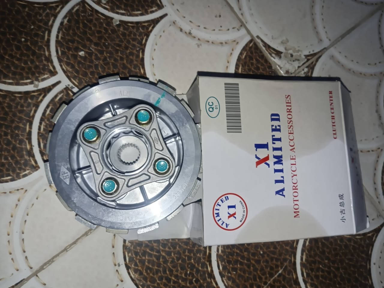 كلجات اصليه  مال دايوان    شتريتهن وما شديتهن وجوب حجم 17 سعرهن 10لاف قفل مكاني كوت


**إذا كنت صاحب هذا الإعلان وتريد حذفه لأي سبب، رجاءا أرسل رسالة إلى الدعم الفني**