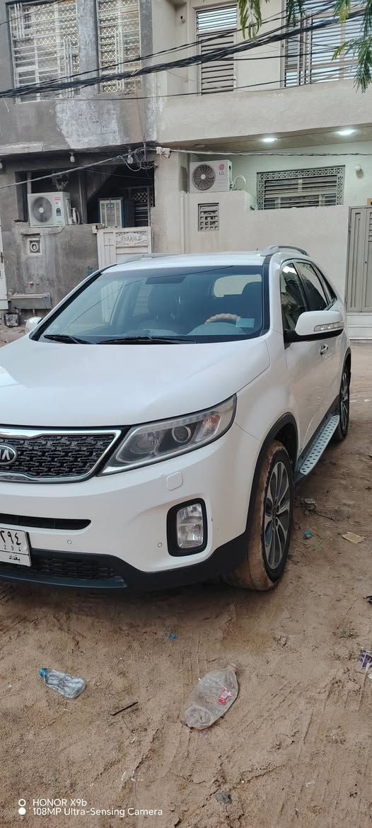 سلام عليكم سورنتو 2015 للبيع محرك 6 سلندر وارد كويتي فول موصفات ماعدة الفتحة كشنات جلد تدفئة وتبريد ماشية 100الف مكان كربلاء ***********
