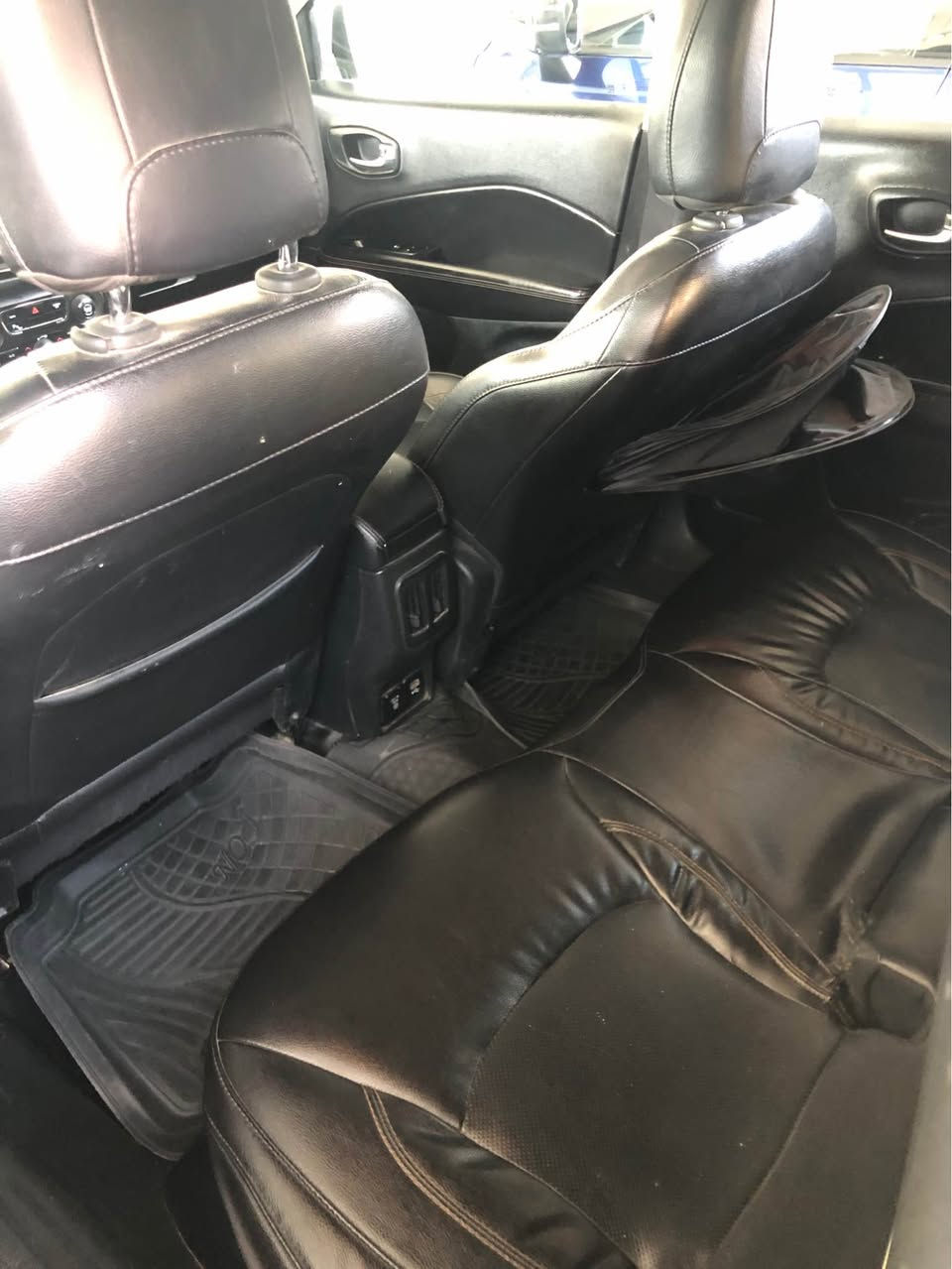 Jeep compas 2018فوول مواسەفات بێ سبوغە بێ ئیرباگەپێش و پشتی کەپسە دەبل اکسل گیر و مەکینە تەبدرید تەقە رەقە بەشەرت ژ
ژمارەی مۆبایل*********** أربيل, العراق

