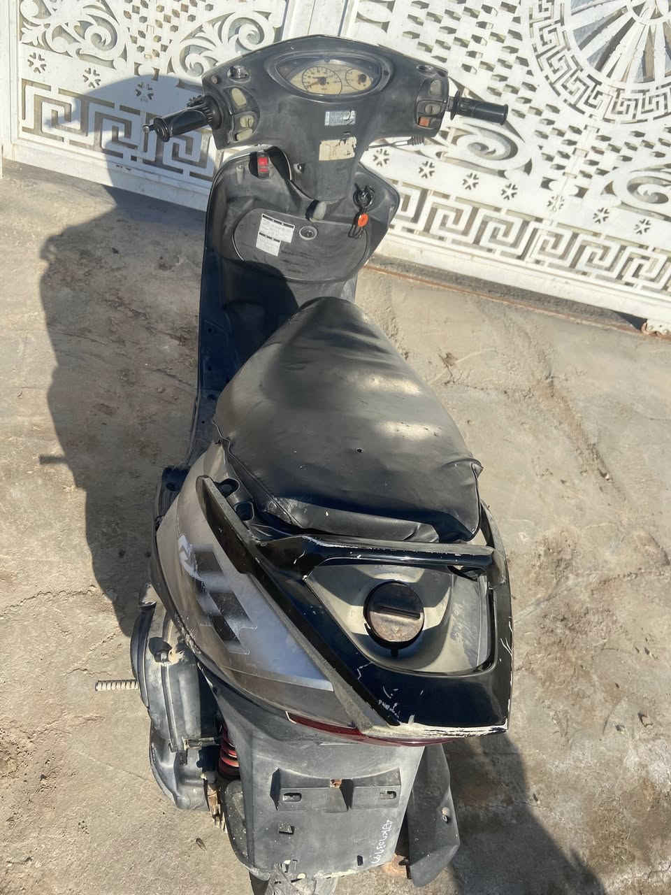 السلام عليكم ماكس ياباني للبيع 
الدراجه مفتوحه 
السعر 375وبيه مجال 
المكان الرفاعي 
***********
