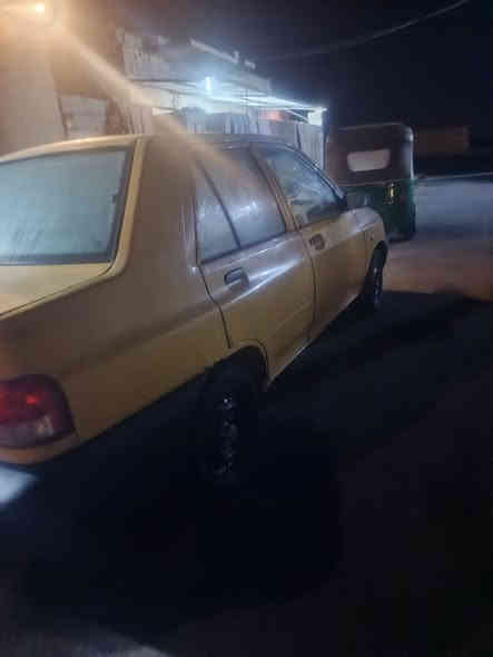 سلام عليكم شباب سايبه لبيع مديل 15 سنويه 28  مصفرها هيه ولغرمات تخم تاير  سياره نضيفه حداديه رقم بصرها مشروع وطني عنواني ميسان قضاء كحلاء بس رقم راعيه ضاع من عندي شرعي رقم  سعرها 22              ***********
