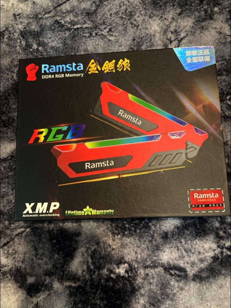 DDR4 16
Rgb يتغير الئ اي لون تريد باي برنامج 
سرعته 3200
 120 موجود توصيل


**إذا كنت صاحب هذا الإعلان وتريد حذفه لأي سبب، رجاءا أرسل رسالة إلى الدعم الفني**