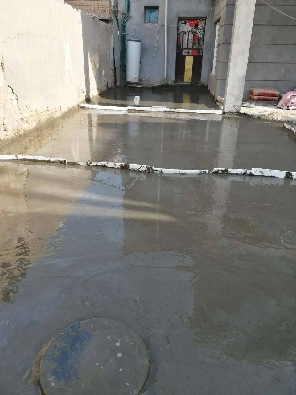 السلام عليكم (توجد كادر خباطه صب وسقل كامل اي مكان بل دوره بعيثه ***********واتساب
