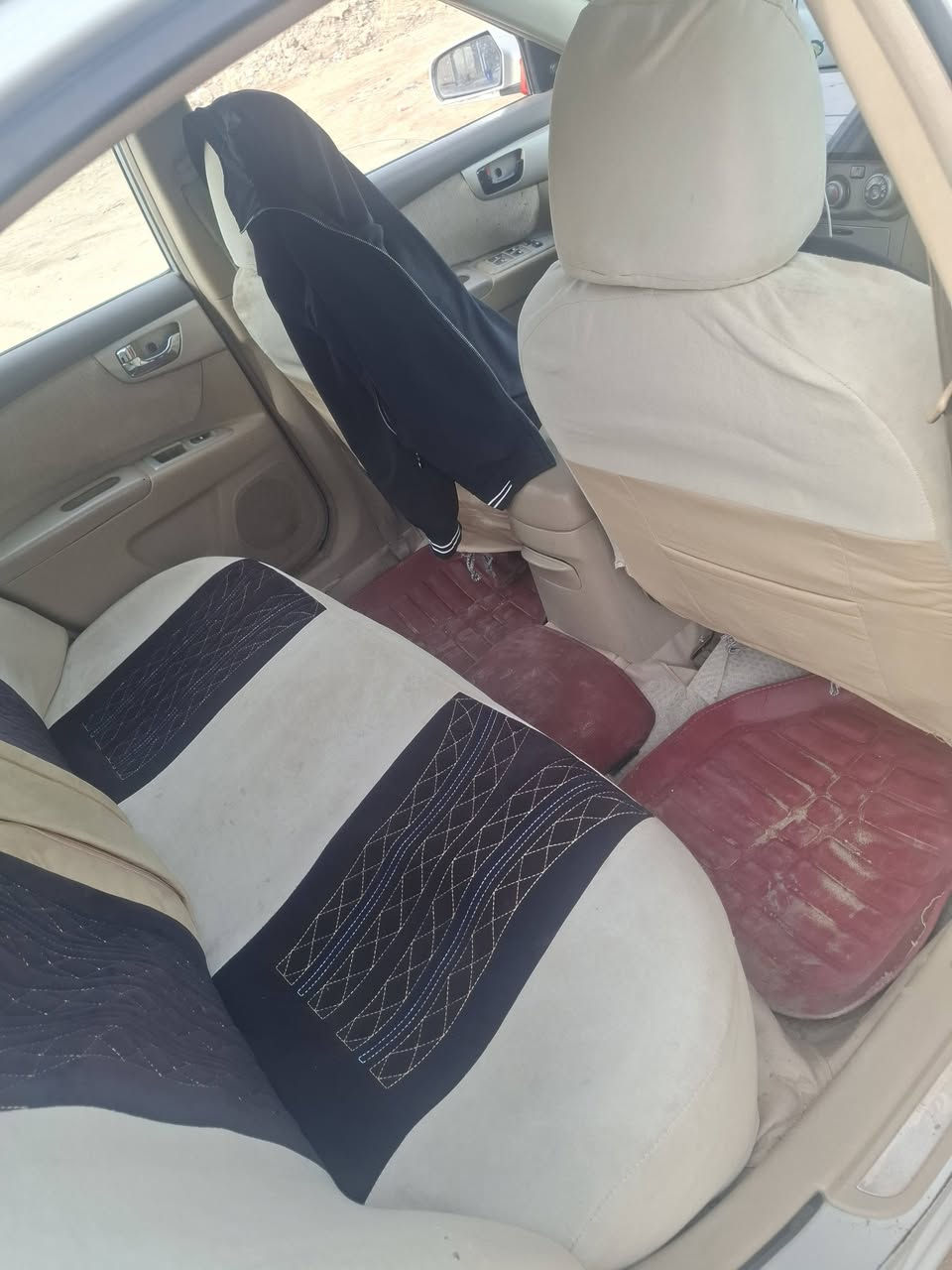 السلام عليكم 
كيا اوبتيما 2008 خليجي 
رقم بصره دولي هزه جديده سنويه جديده 2027
كفاله من الضربه
ويل كب 
بلاجكتورات 
دسك امامي خلفي 
دواخل بيجي 
شاشه كامره 
كير ومحرك جديد 
حداديه امامي خلفي جديده 
طخم تاير تبريد نقص غاز
كهربائيات كلها شغاله 
محرك (٢٧٠٠) 6 سلندر 
جاهزه للأخير 
السياره بيها صبغ حزام اثر جراد
السعر 88 وبيه مجال
مكاني ناصريه للاستفسار اتصل 
***********
