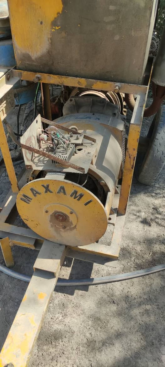 سلام عليكم مولده كيه للبيع اربعه بستم راس توليد 30kv 120امبير شغال نحاس درجه اولى 100% شرط مكفول المولده لاطشه سبب مكطوع القايش وحمت وطفت وماشتغلت بعد سعر 950وبيه مجال لطيبين مكان بابل لل استفسار عل رقم تالي *********** بي واتساب
