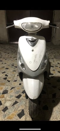 ماكس منغولي شغاله سلف رياضي بوشه ٥٥ السعر ٣٥٠ وبيها مجال السيديه ‭٠٧٨٣...