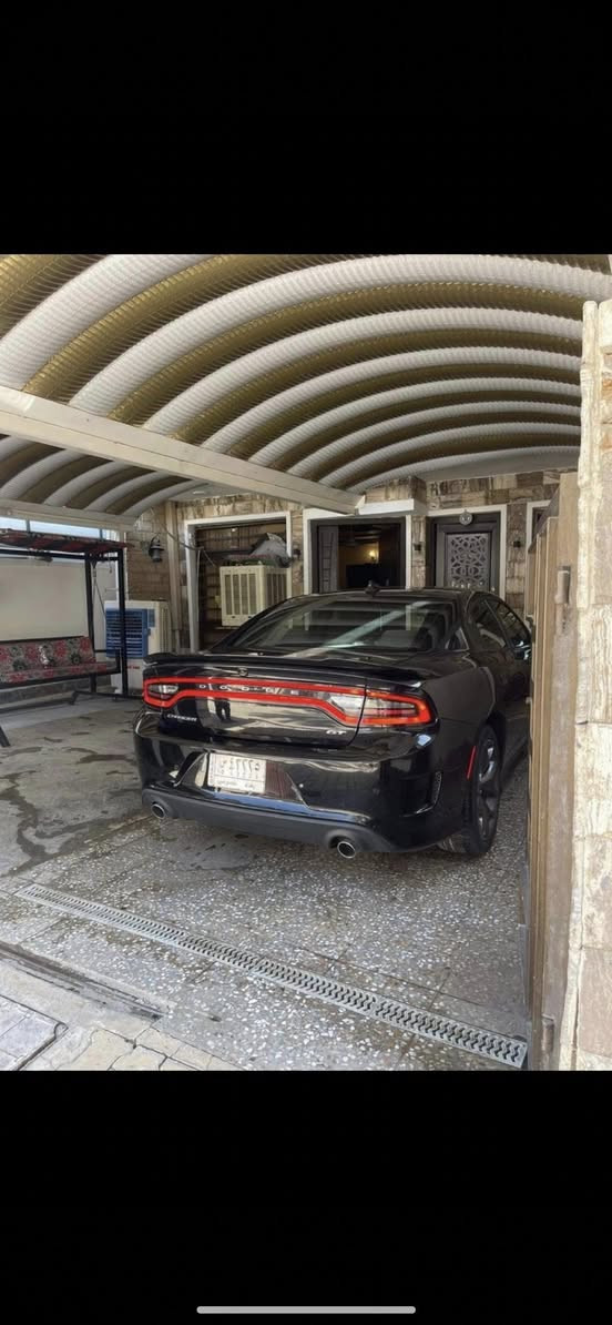 السلام عليكم جارجر Gt ٢٠١٩ امريكي حادثهه جاملغ وبنيد وبيهه باب كلير بيهه تعديل بشاصي سياره جديده مابيهه اي نقص ماشيه ١٣٠ سياره بوليش جديد دوششمه عام داخل احمر لد متغير رقم بغداد الانكليزي باسمي مكانهه الغزاليه السعر ١٧٠ مجال بسيط ***********
