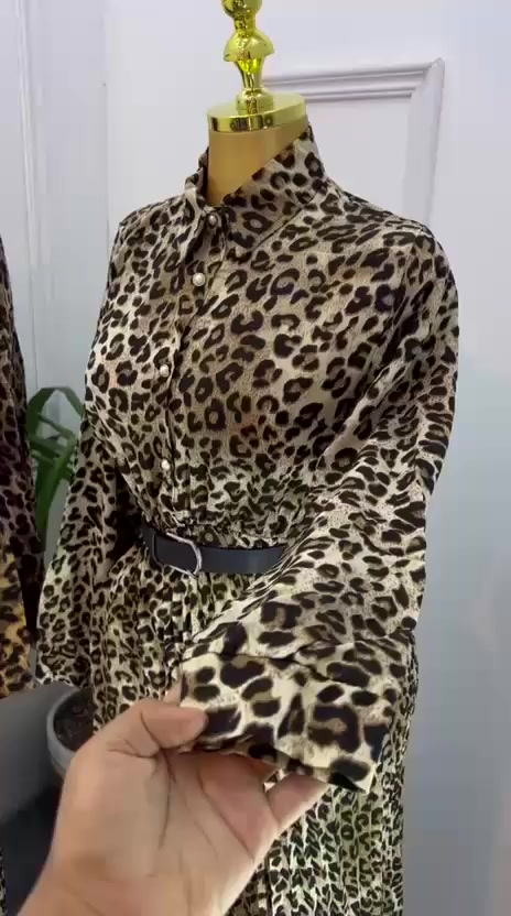 فستان نسائي شي جدأ نازك السعر 30 ألف العنوان الديوانيه قضاء غماس شارع الصافي مجاور ازياء نونه يوجد توصيل *********** جميع المحافظات العراق
