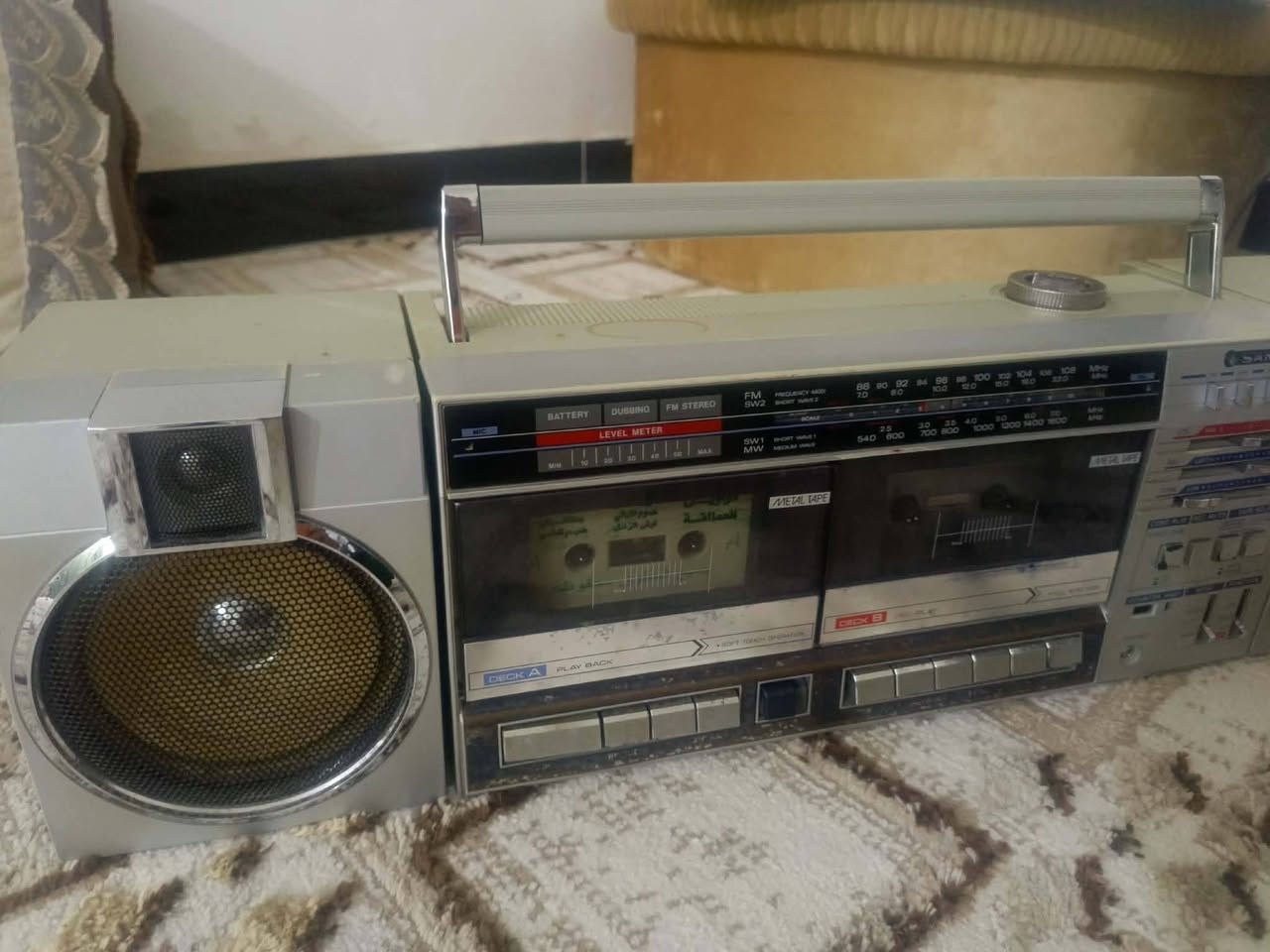 مسجل سانيو دبل كاسيت  التفاصيل داخل الفديو السعر 35الف قفله بدون عمله  الاتصال على الرقم ***********
