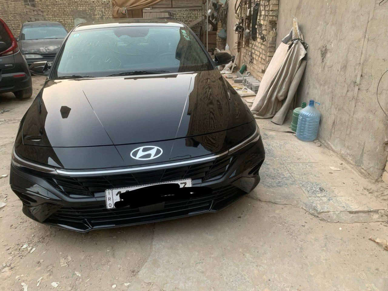 السلام عليكم
هونداي النترا موديل 2024 مكينه 1600 هايبرد ماشيه 11الف حادثها فقط باب مبدل اصلي تفصيخ نفس اللون وجاملغ راجع بارد سياره كلها بدون قطره صبغ السياره فول مواصفات كشنات جلد تدفئه وتبريد كشنات كشن السايق خزن ميموري فتحه سقف بصمه تشغيل عن بعد وبعد هواي مواصفات رقم بغداد باسمي السياره سنويه وهزه جديده مكاني بغداد /بغداد الجديده
للاتصال ***********
السعر 170 ورقه وبيها مجال
