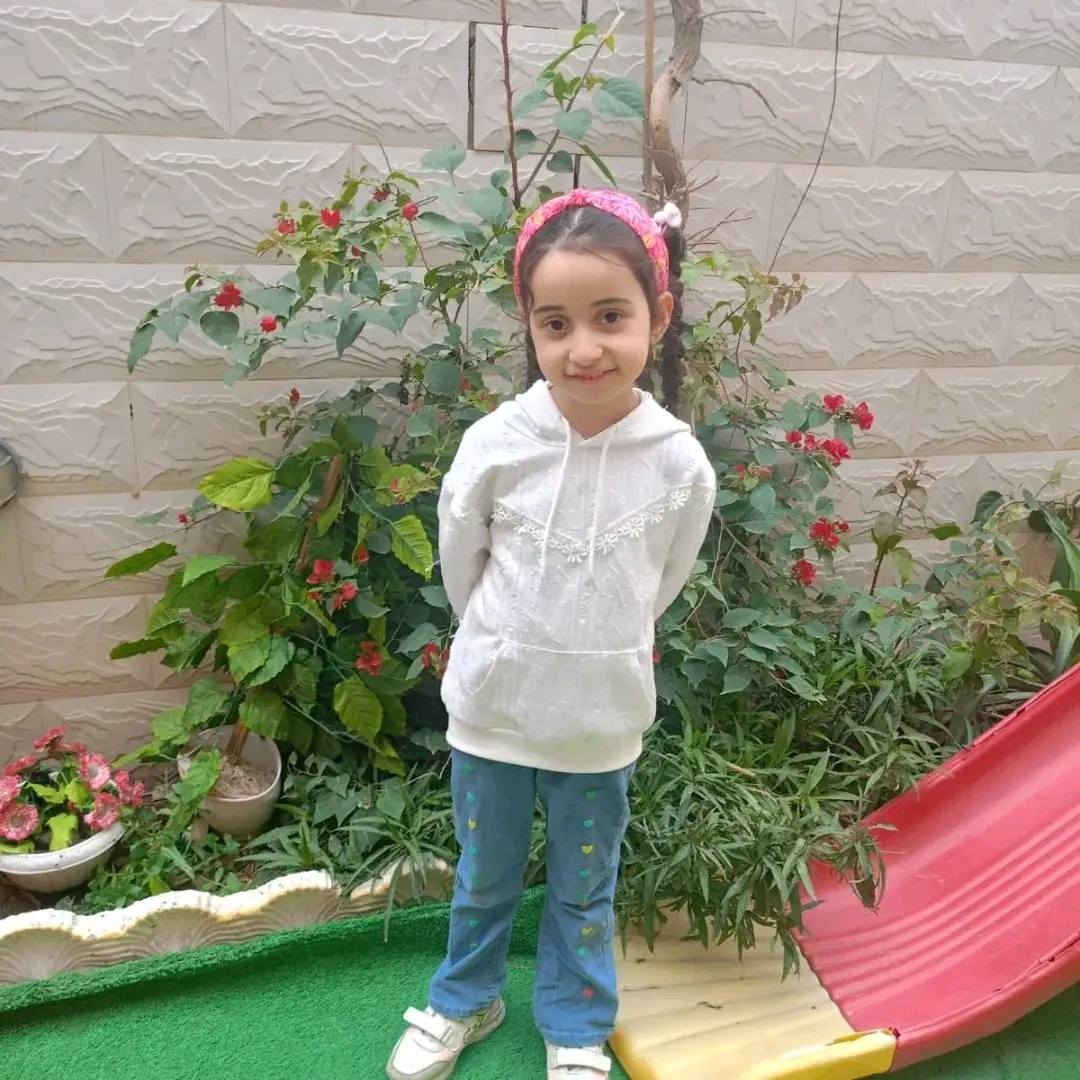 روضتنا ليست مجرد مكان للتعليم بل بيت ثانٍ مليء بالحب والمرح 😍😍

هنا في [روضة وحضانه طيور الجنة] نفتح أبوابنا للصغار ليعيشوا أجمل رحلة تعلم مليئة بالحب، اللعب، والابتكار! 🌈✏️

👶 أعمار الأطفال: من [سنه ]  إلى [6 ] سنوات
📚 برامجنا:
 • تعليم أساسي مبسط (حروف، أرقام، ألوان)
• دراسة أنشطة ترفيهية وتنموية تساعد على التركيز 
 • أنشطة فنية وإبداعية 🎨
 • ألعاب حركية لتنمية المهارات  ألعاب حركية وتعليمية هادفه لتنمية المهارات وتطويرها لدى الأطفال

 • حصص قرآن وقيم تربوية 🌸

✨ مميزاتنا:
 • كوادر تربوية متخصصة ذو خبرة في العمل وتعامل مع الإطفال الأهالي بمشاهدة ممتعة لاطفالهم 
 • قاعات مجهزة وآمنة 🏫
 • متابعة شخصية للطفل  من قبل المعلمات💕
 • رحلات ترفيهية وأنشطة ممتعة 🚍🎉

🦋 لدينا شفت صباحي وشفت مسائي 
- الشفت الصباحي من الساعه 8 الى الساعة 2
- والشفت المسائي مـن الساعه 2 الى الساعه 6 

📍 الموقع: ( حي أور  /شارع النقيب علي اللامي الشارع الخلف الدفاع المدني)

📞 للتسجيل والاستفسار:  

 ( ***********  )
