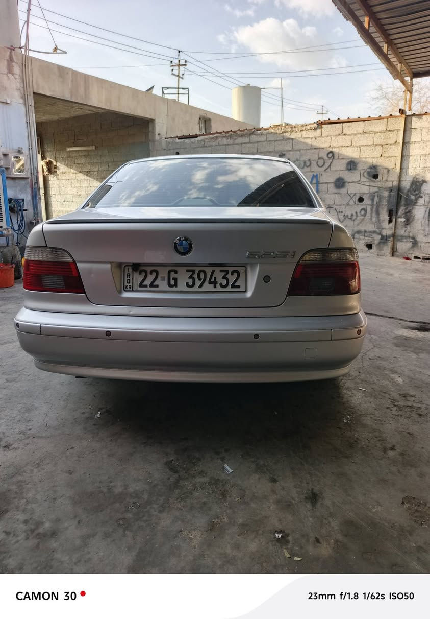 سلامو عليكوم بي ايم بومه موديل 2000فول مواسافات بس سليت نيه حيزام بوياخ مه كينه 525ده بل دجيتال باشرت كيرو مه كينو اكسل سانوي تازيه تا 2030باشرت ته حوليت ناونيشان كركوك سعر 90ماجالي كم (***********) ***********
