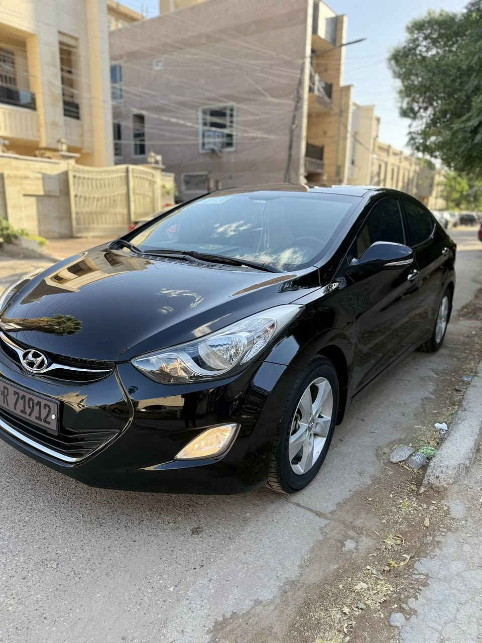 سلام عليكم سباب سيارة النترا موديل 2014 اسود ملكي فول مواصفات GLS مكينة1800السيارة مكفولة من الدعامية للدعامية خليجية عداد المسافة 79الف تخم تايرات شركة السبير ما نازل كشن السائق كهرباء فتحه سقف جام بولرايز الكشنات بعدهم لا يلون الشركة بيها السويج الحتياط والنفاظة والكتلوكات بعدهم بالجيس وما عتقت اكو بنضافتها بكل بغداد حساس خلفي بلاد الارضيات الشركة بالجيس بغداد بسمي السعر 140 ورقة *********** غير متواجد بالفيس
