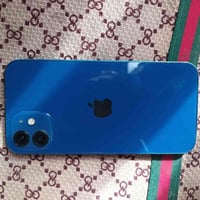 آيفون ١٢ • ٦٤ • أربيل