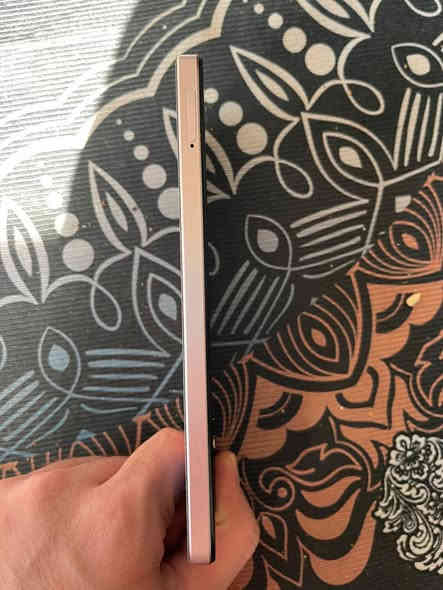 جهاز للبيع
ريلمي C75X
السعر 175 
الاتصال على الرقم ‏‪‏‪0773 449 4606‬‏
