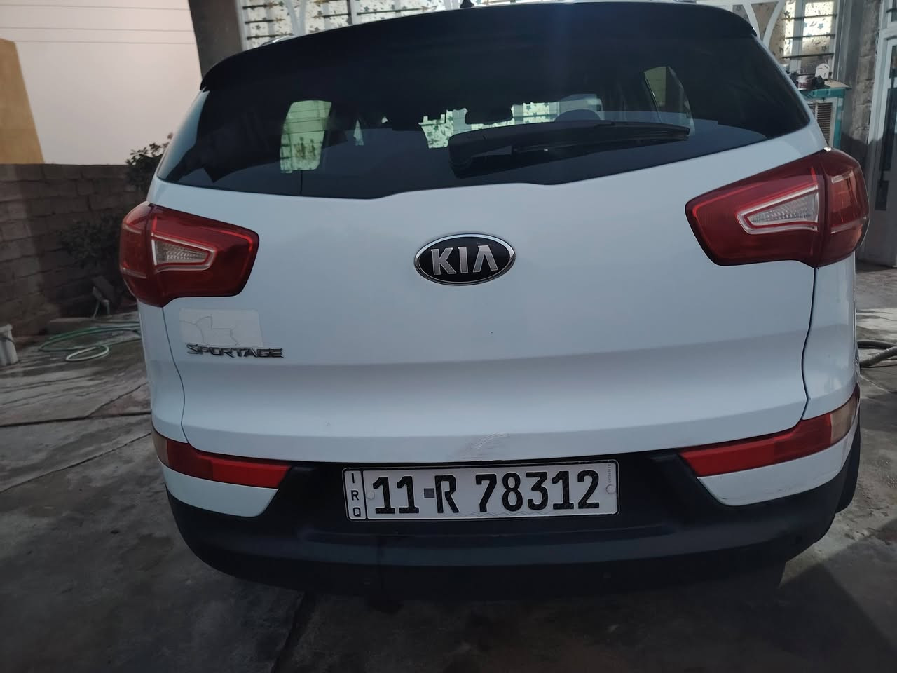 سبورتج 2013 للبيع بيه طخه جاملغ عكس السائق مصبوغ ومصبوغ باب وبنيد توحيد لون عرضها ١٣٢وبيه مجال
***********
