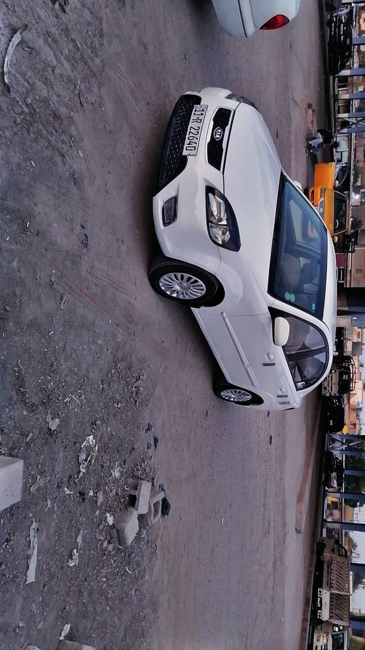 السلام عليكم
وين الموضف وين ابو التكسي هاي تفيدكم لاصرف ولا عطلات حت مفوله بانزين 🙂 
كيا ريو موديل 11 مكفوله رقم بغداد انكليزي
داخل جديد عسلي
خليجيه السياره
مكينه 1600 عالي
تبريد ثلج
تخم تاير جديد
حداديه جديده
كهربائيات كله شغاله مابيه نقص
كاعيه جلد
كشنات مخمل عسلي 
كير مكينه ع وضع الشركه
بابل سكندريه ***********      *********** بيهن واتساب

