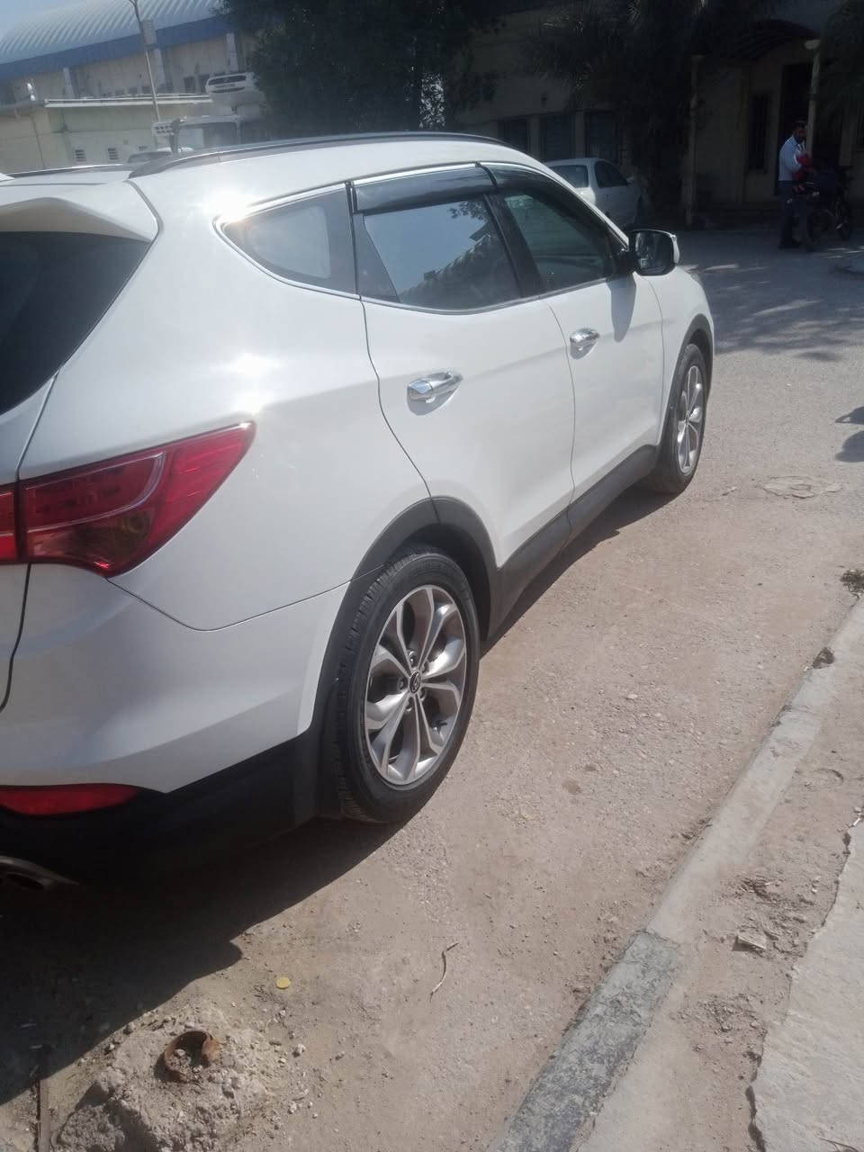 السلام عليكم
سنتافي موديل 17 بغداد بية چاملغ امامي + بية حالوبة مكينة گير مشروطات سياحي سبعة راكب مكينة ستة سلندر والباقي گدام عينك… تريد وكالة تريد مداور .. السعر 145  للاستفسار ع الرقم ‭0784 084 2478‬ ديوانية, القادسية
